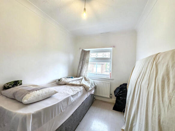 3 bed Terraced for sale Image 7