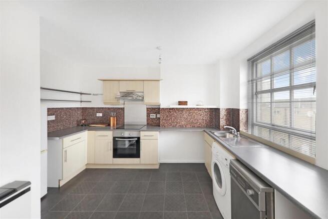 Kitchen/Lounge