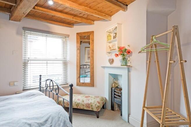 2 bed Terraced for sale Image 12
