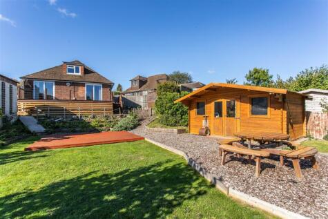 Highlands Avenue, Ridgewood, Uckfield