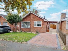 18, Russell Crescent, Sleaford NG34 7JF