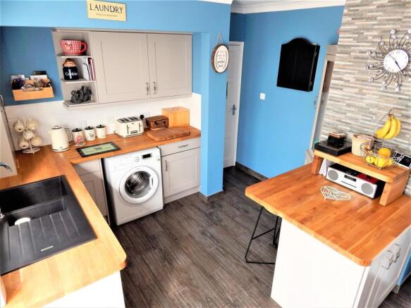 Kitchen/Breakfast Road