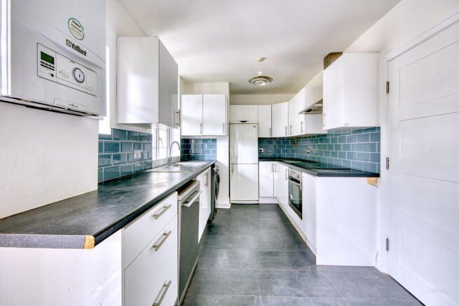 Kitchen 2 (1)