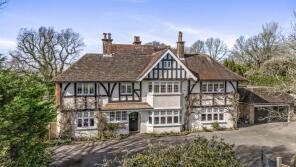 Bourne House, Truslers Hill Lane, Albourne BN6 9DT