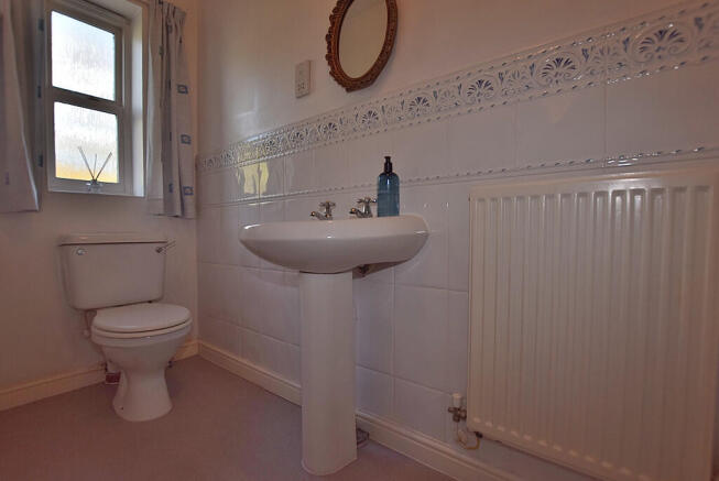 2 bed Semi-Detached Bungalow for sale Image 11