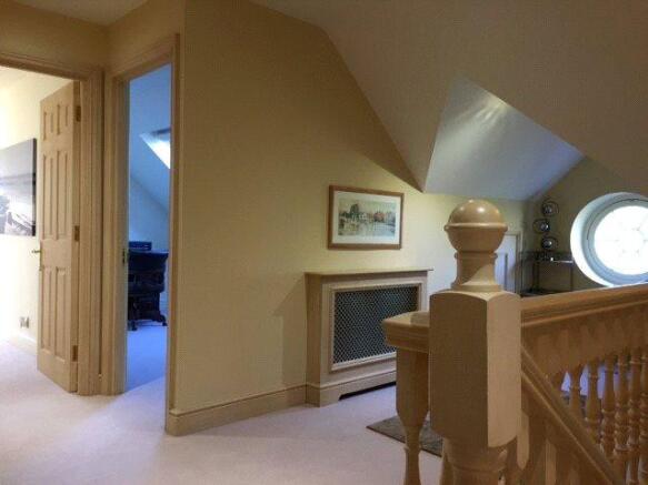 2nd Floor Landing