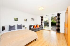 5, Magellan Place, London E14 3QW