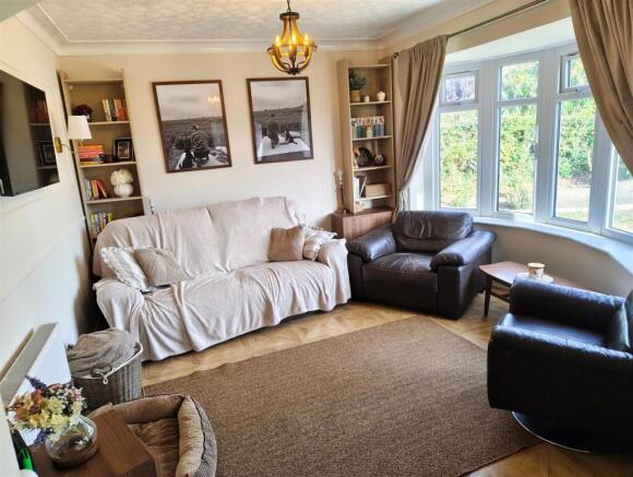 2 bed Detached Bungalow for sale Image 4