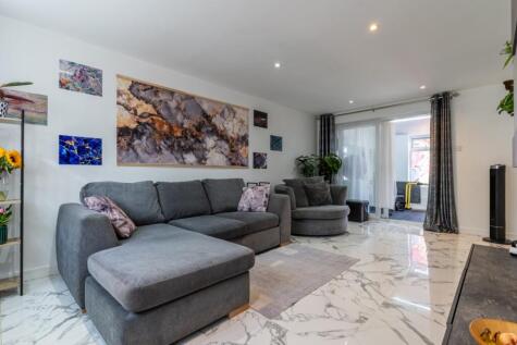 Livingstone Road, Gravesend, DA12 5DP