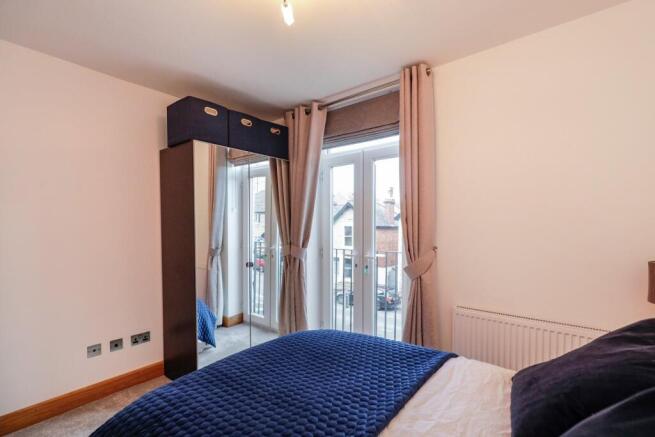 2 bed Duplex for sale Image 9