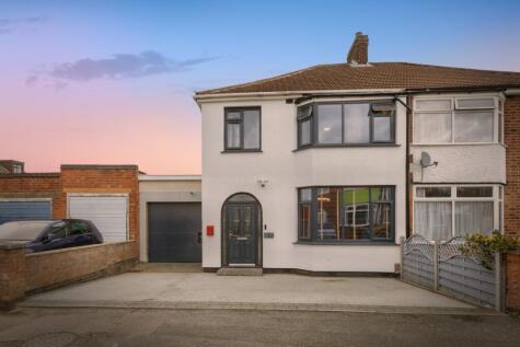 Orchard Road, Birstall, Leicester, Leicestershire, LE4