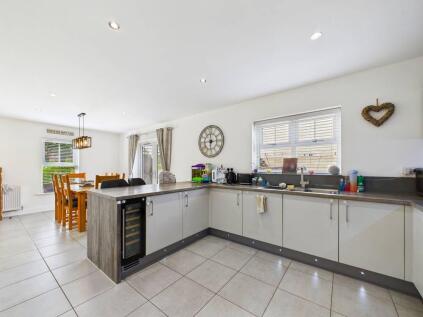 Haydock Avenue, Castleford