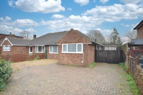 Wolverton Gardens, Horley, Surrey, RH6