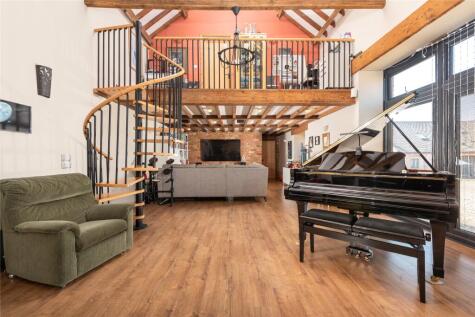 Hungate End Farm, Hanslope, Milton Keynes, Buckinghamshire, MK19