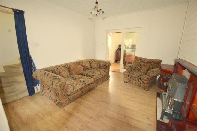 Lounge1.JPG