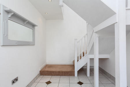Entrance_1.jpg
