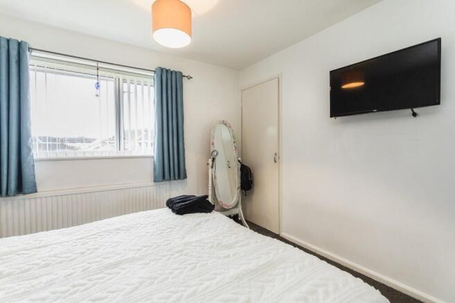 2 bed Semi-Detached for sale Image 12