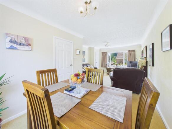 3 bed Detached for sale Image 7