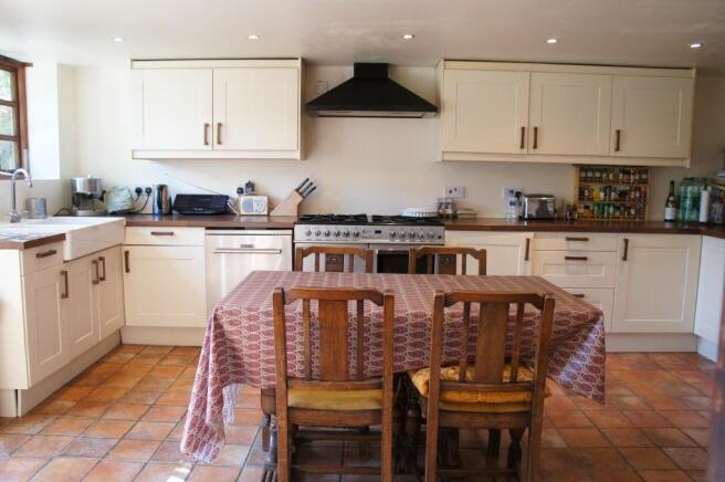 Kitchen dining room