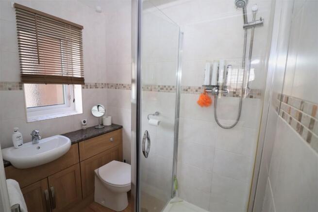 En-Suite Shower R...