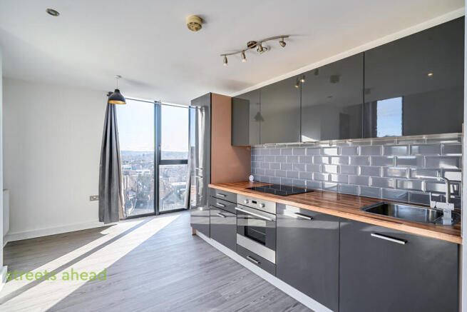 48212b49-fd20-408...