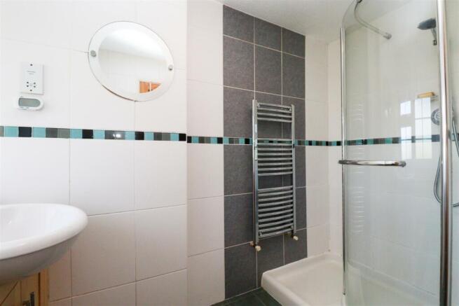 Family Shower Room