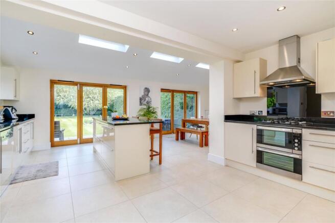 Kitchen / Breakfast