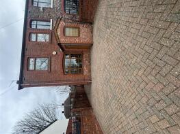 8, Oakfield Road, Hyde SK14 4EY