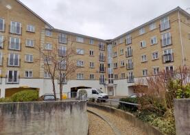 136, Channon Court, The Dell, Southampton SO15 2PX