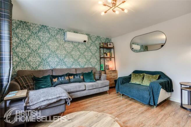 3 bed Detached for sale Image 10