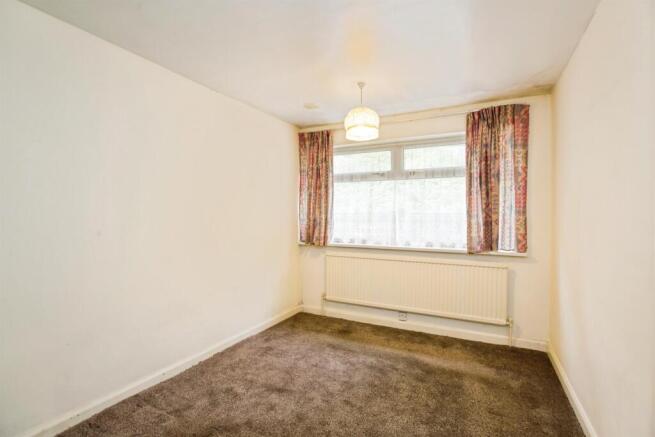 3 bed Semi-Detached for sale Image 11