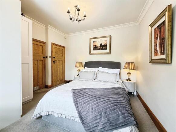 3 bed Detached Bungalow for sale Image 11