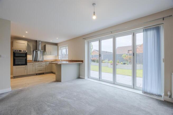 Kitchen diner living area