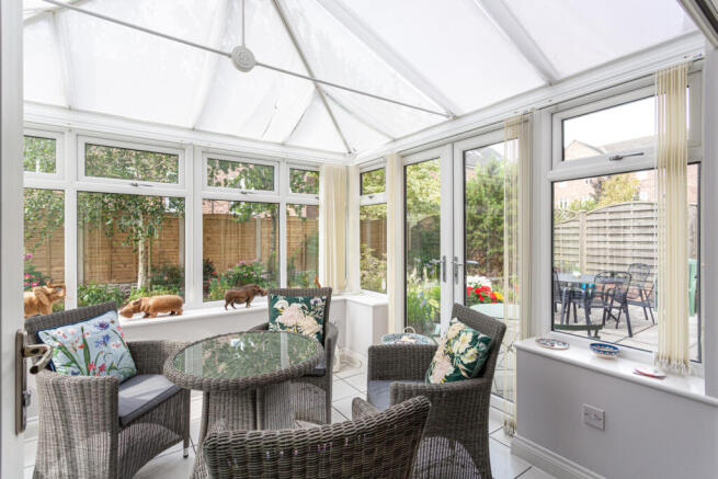4 bed Detached for sale Image 6