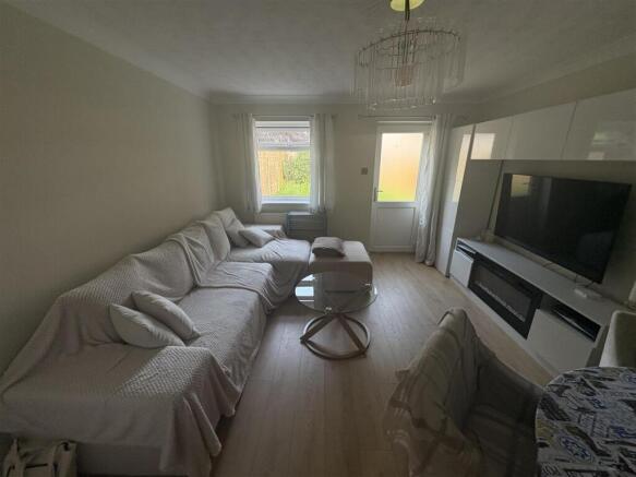 Clipper Close, Bridgwater photo 4