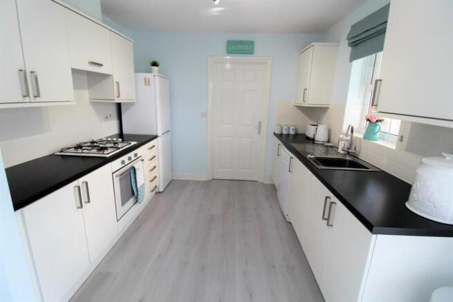 KITCHEN 2