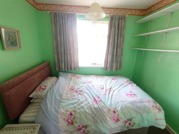 Bedroom 3.jpg
