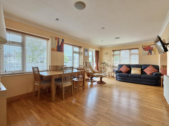 Wolverton Drive, Kingsteignton, Newton Abbot photo 4