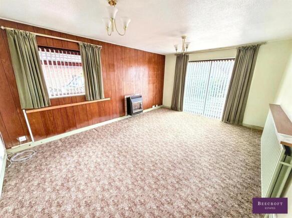 3 bed Detached Bungalow for sale Image 4