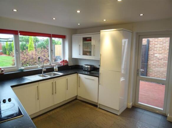 Fitted Kitchen