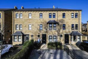 14, Catherines Walk, Horsforth, Leeds LS18 4GT