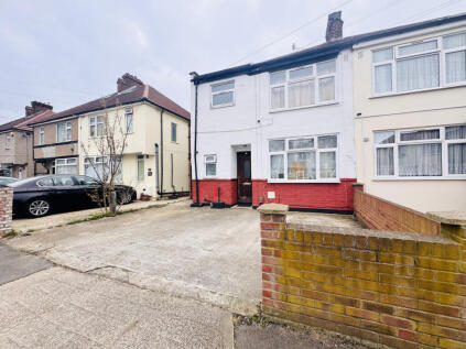 Hyde Way, Hayes, Middlesex, UB3