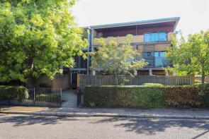 12, Thurbin House, Hayes End Road, Hayes UB4 8EH