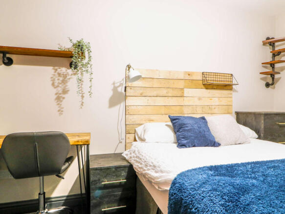 25 Glebe Road Room 3.2.jpg