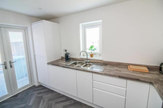 Kitchen pic 2