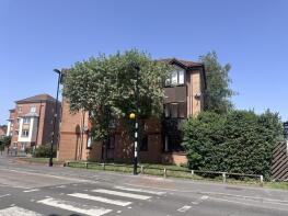 Flat 8, 32 Regents Court, St Edmunds Road, Southampton SO16 4RG