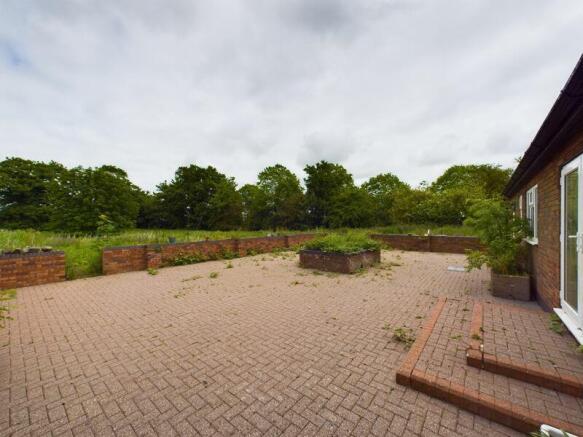 Rear patio/garden
