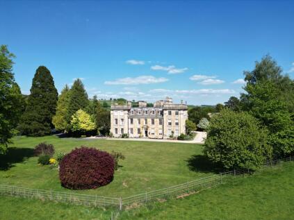 Sandywell Park, Whittington, Cheltenham, Gloucestershire, GL54