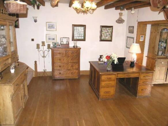 Photo 12