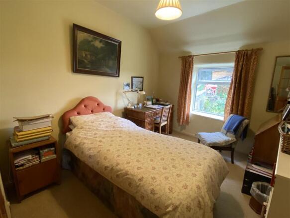 bed 2.JPG